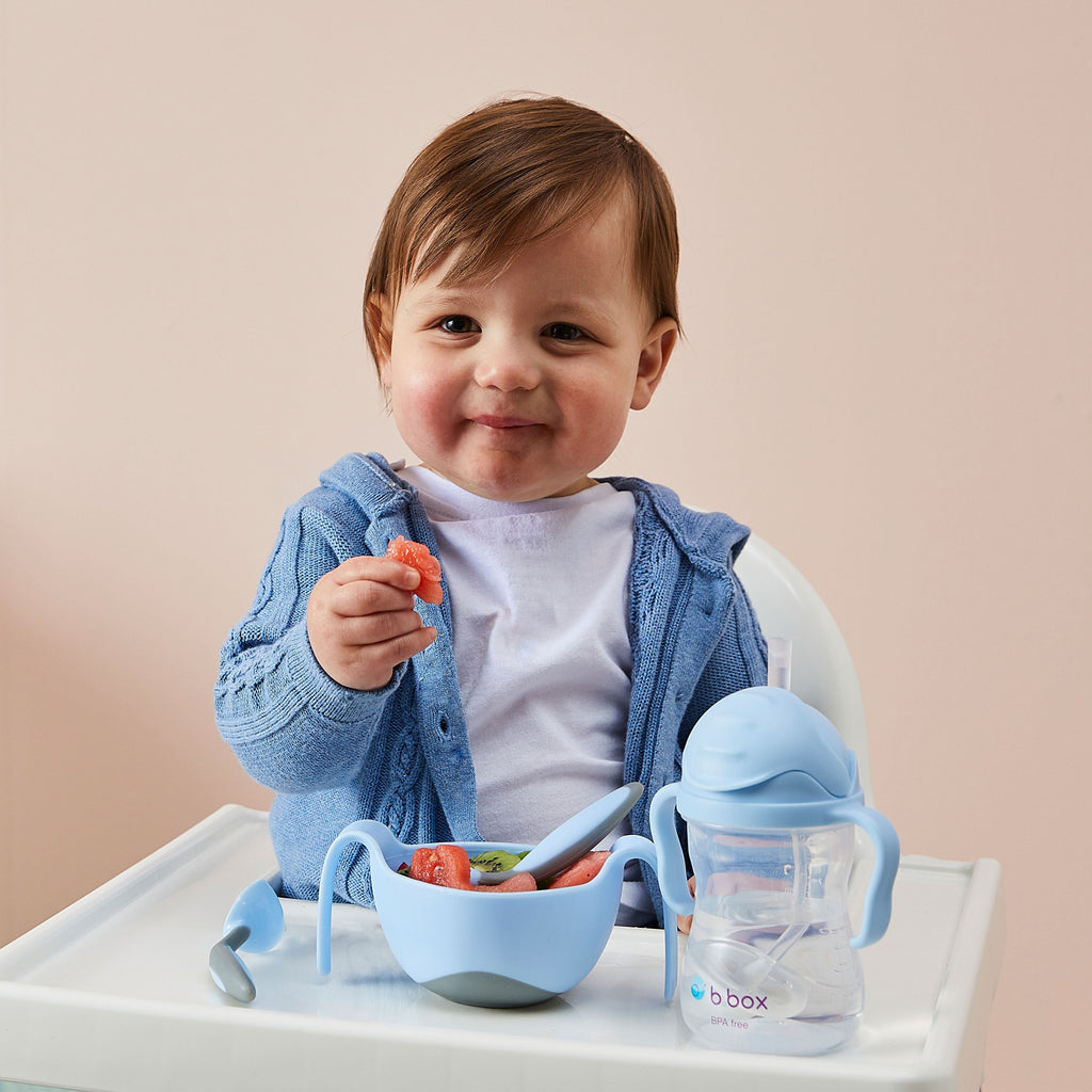 child with gelato sippy cup - bubblegum - b.box for kids